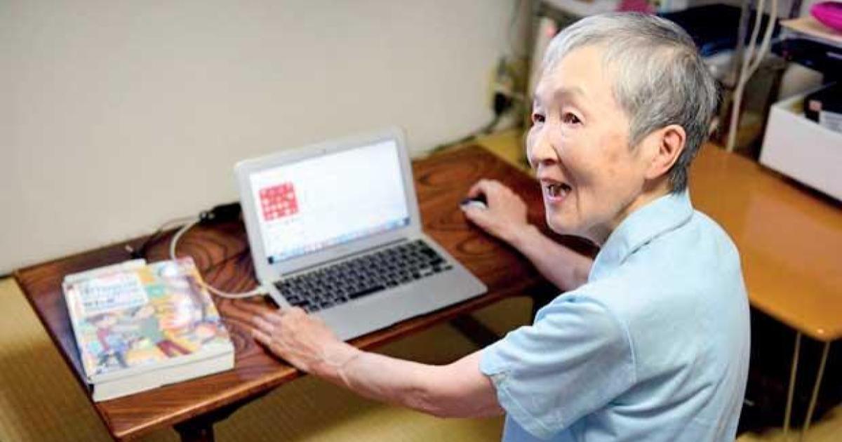 Kisah Inspiratif: Nenek 81 Tahun Bikin Game, Jadi Programmer Tertua Di ...